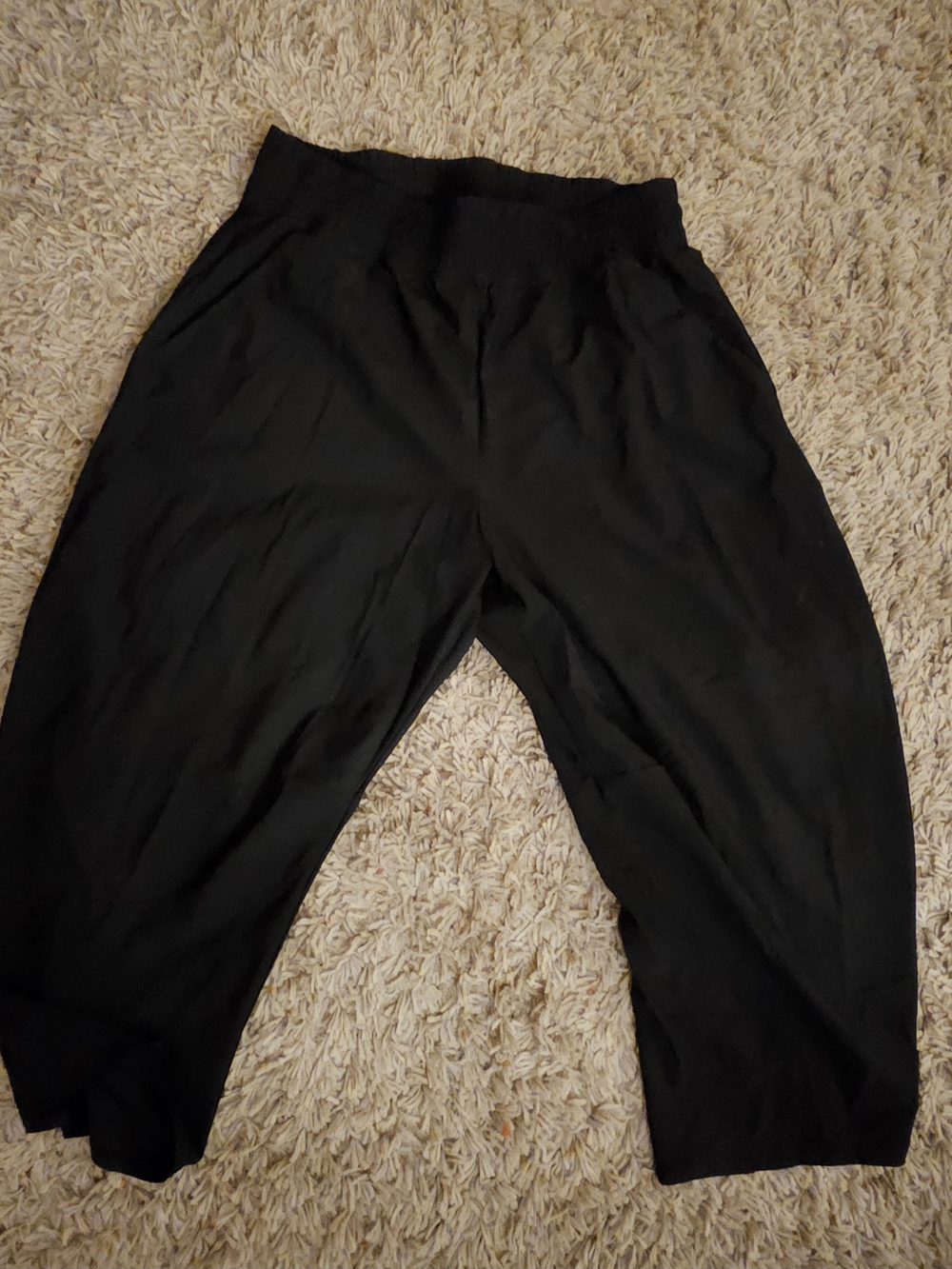 Black Cropped Relaxed Women's Pants